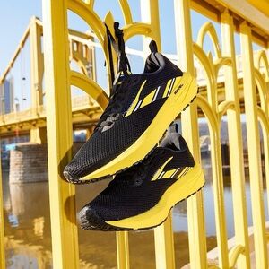 Brooks Revel 6 Pittsburgh Marathon Running Shoes Size 9.5